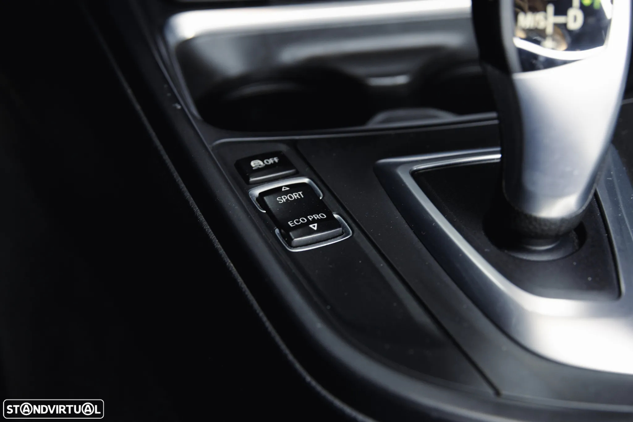 BMW 320 d Touring Auto Pack M - 17