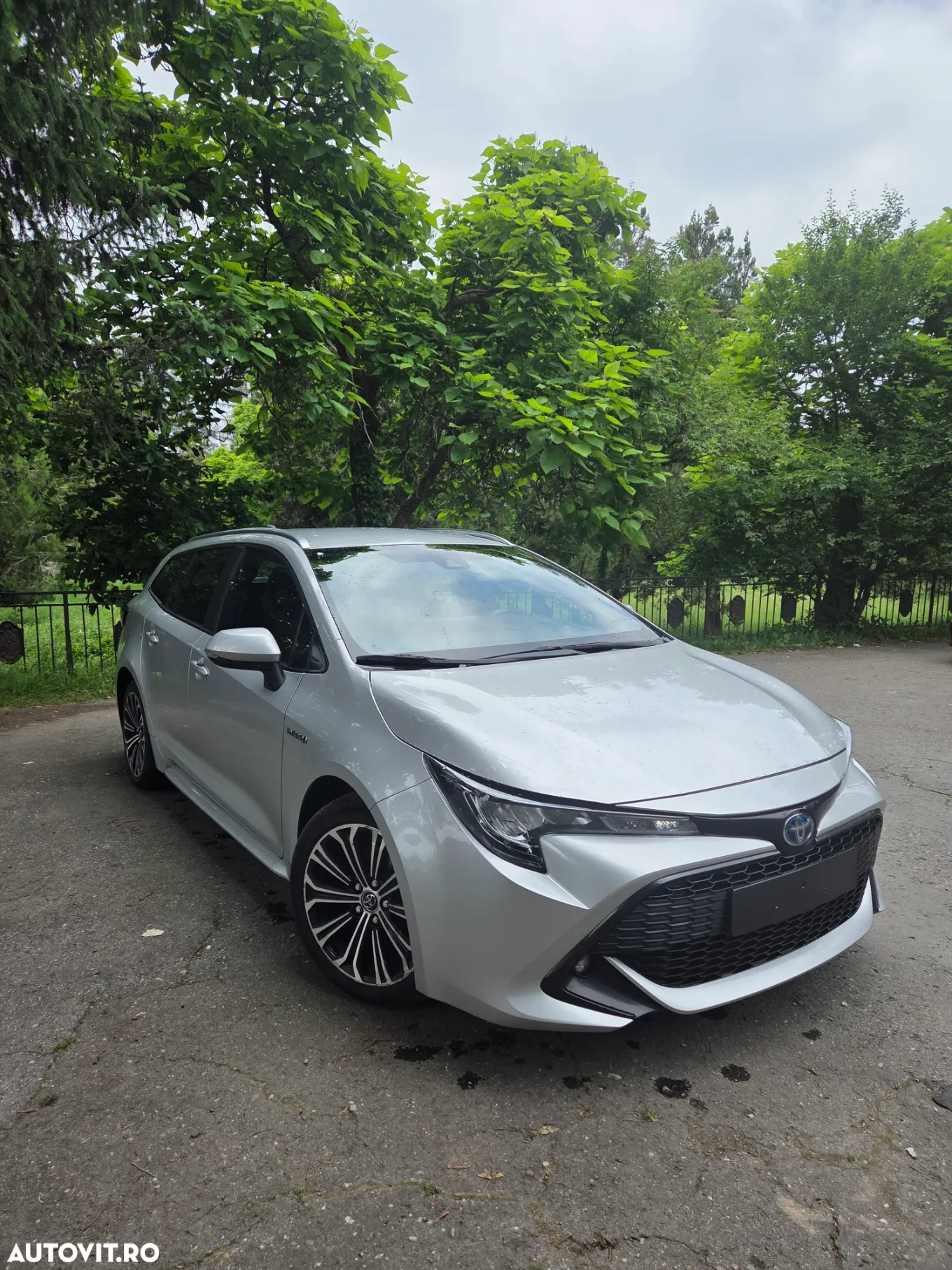 Toyota Corolla 1.8 HSD Business - 19