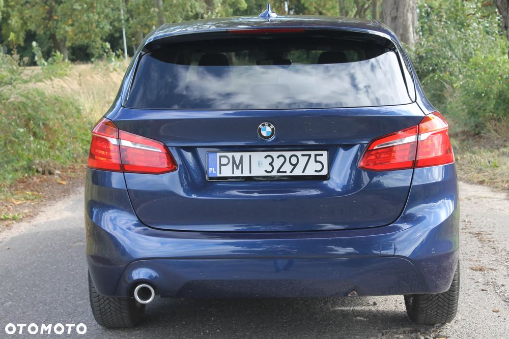 BMW Seria 2 216d - 14