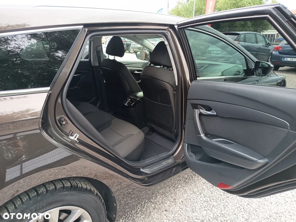 Hyundai i40 Kombi 2.0 Trend - 32