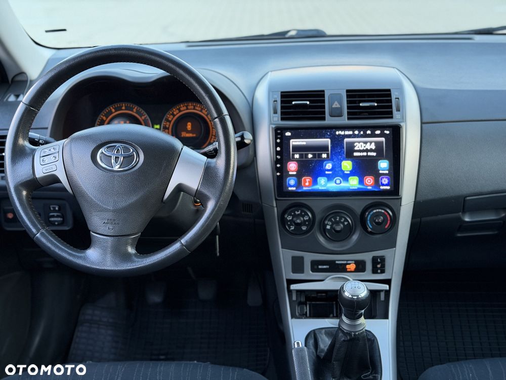 Toyota Corolla - 7