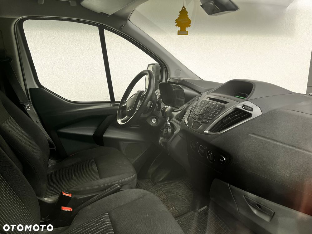Ford TRANSIT CUSTOM - 6
