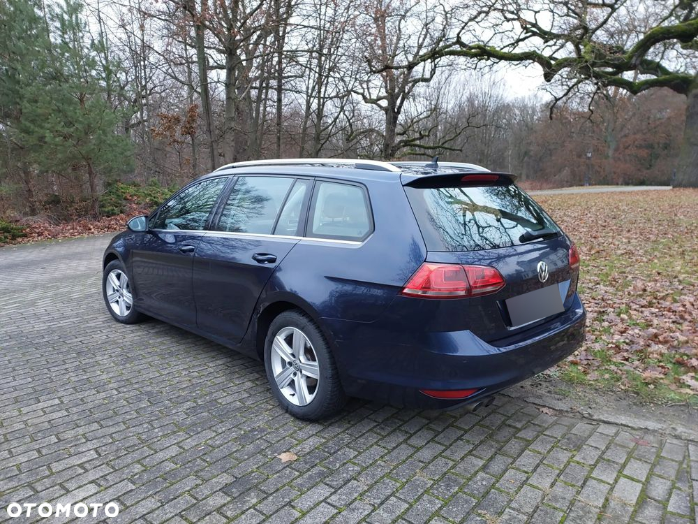 Volkswagen Golf - 4