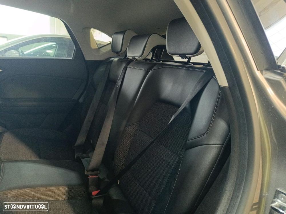 Renault Captur 1.6 E-Tech Plug-In Hybrid Techno - 8