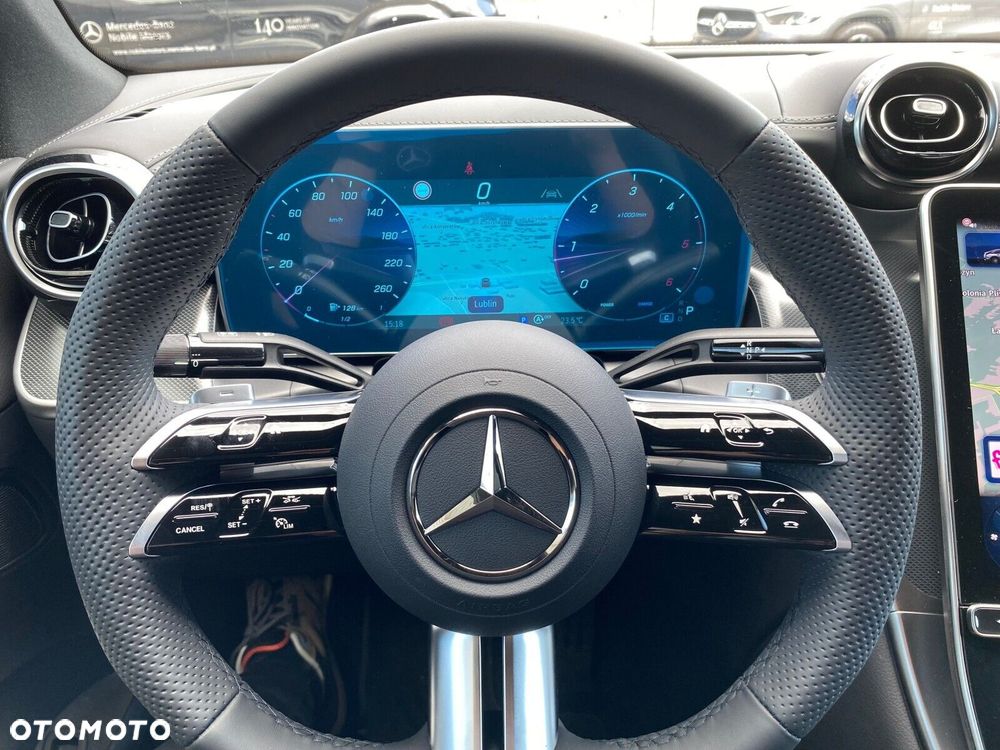 Mercedes-Benz GLC - 11