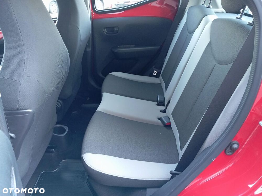 Toyota Aygo - 11