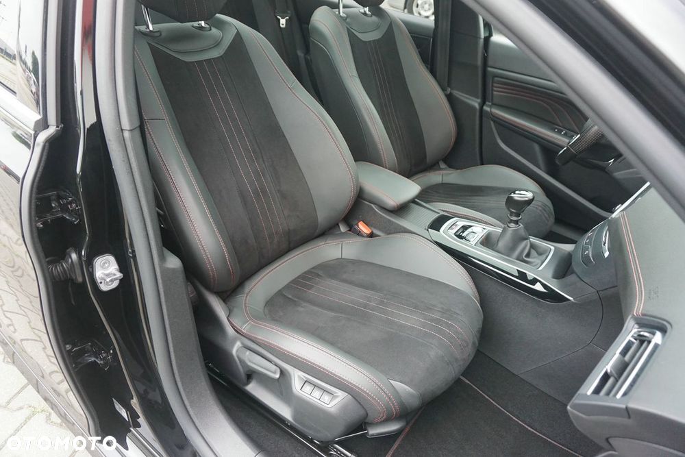 Peugeot 308 BlueHDi FAP 130 Stop & Start GT Pack - 24