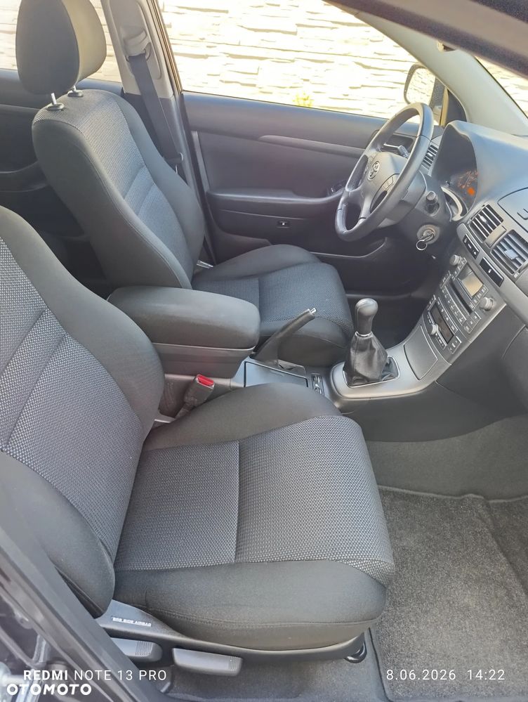 Toyota Avensis 1.8 VVT-i Combi - 15