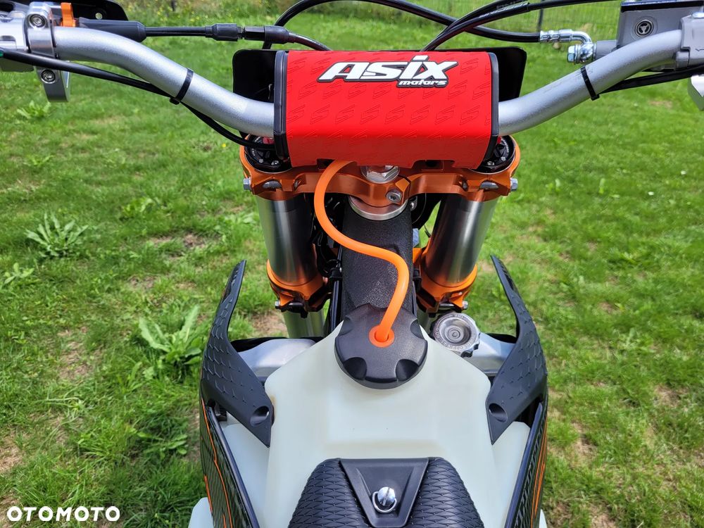 ASIX XT - 13
