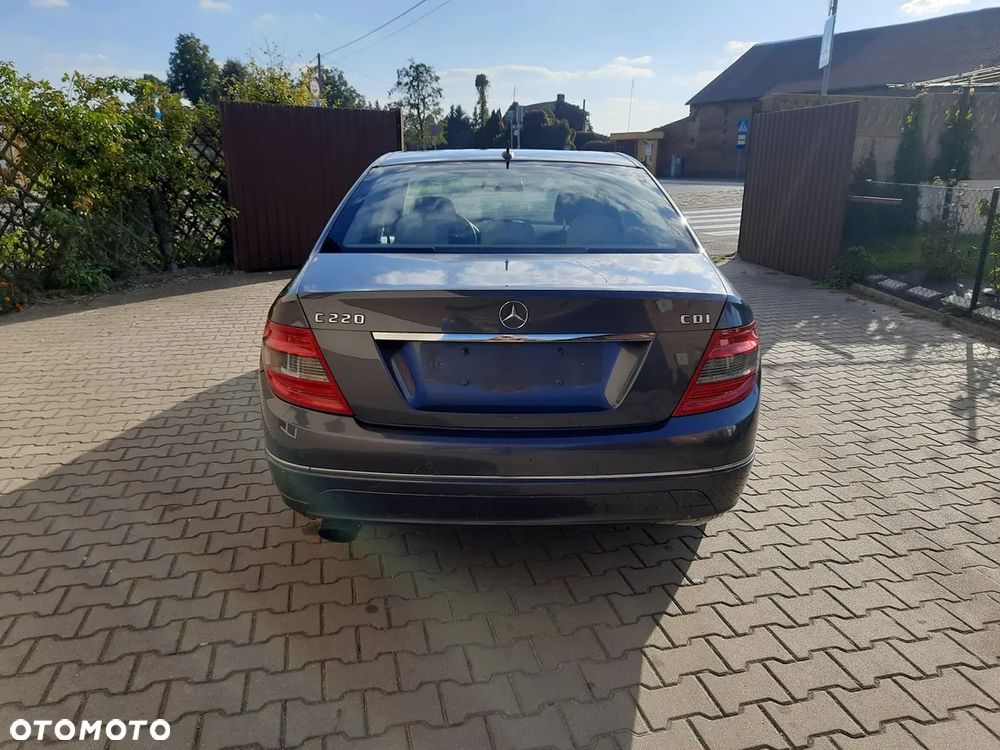 Mercedes-Benz Klasa C 220 CDI Avantgarde - 7
