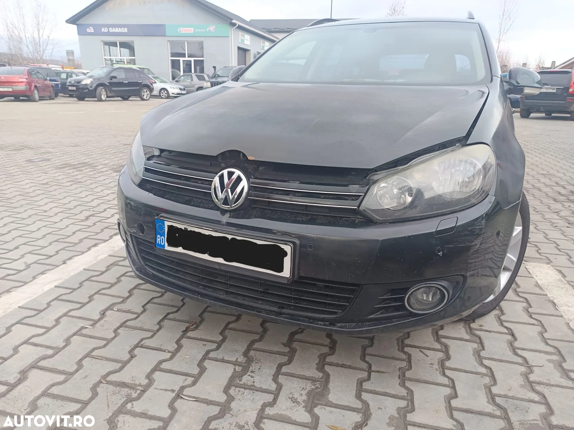 Dezmembram Volkswagen Golf VI Combi 1.6 CAYC, manual - 2