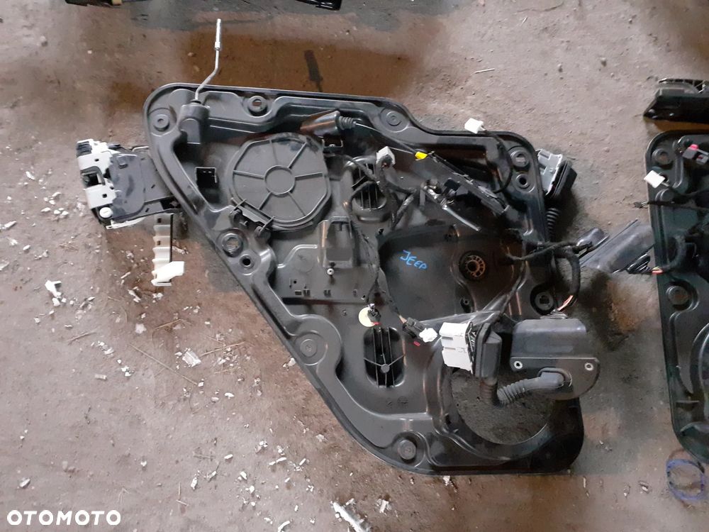 12175 Podnośnik szyby lewy prawy przód tył Jeep Grand Cherokee WK2 - 5