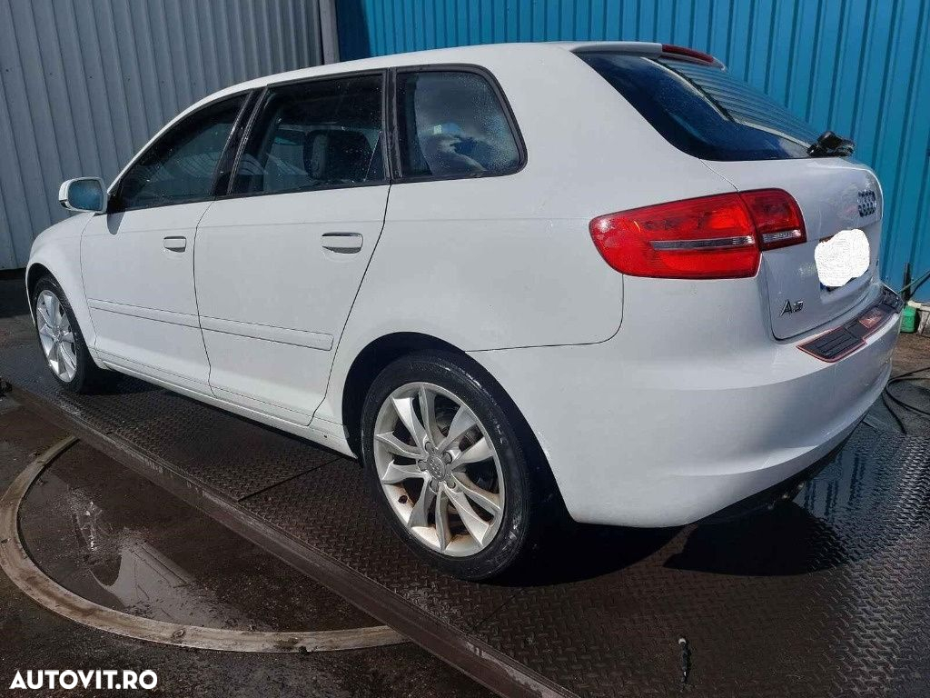 Capac motor protectie Audi A3 8P 2011 HATCHBACK 1.4 TFSI CAXC - 6