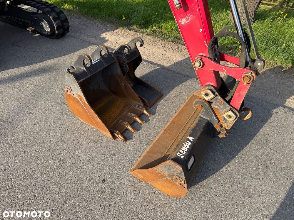 Yanmar Minikoparka ViO27 - 21