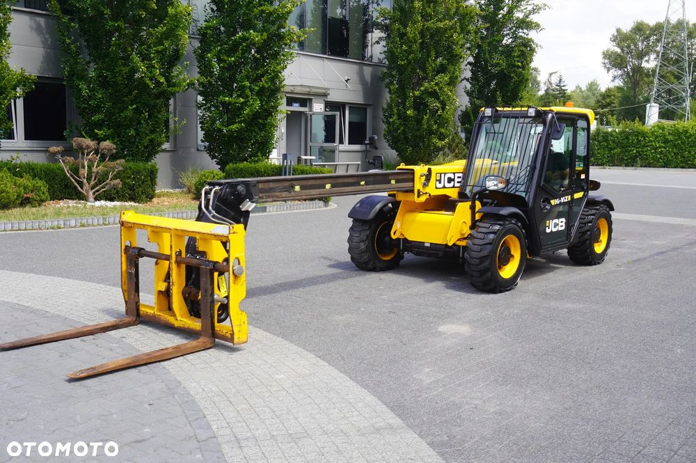 JCB 525-60T5 / 2022 / 860 MTH! / 2,5 t / zasięg 6 m / joystick_233767 - 24