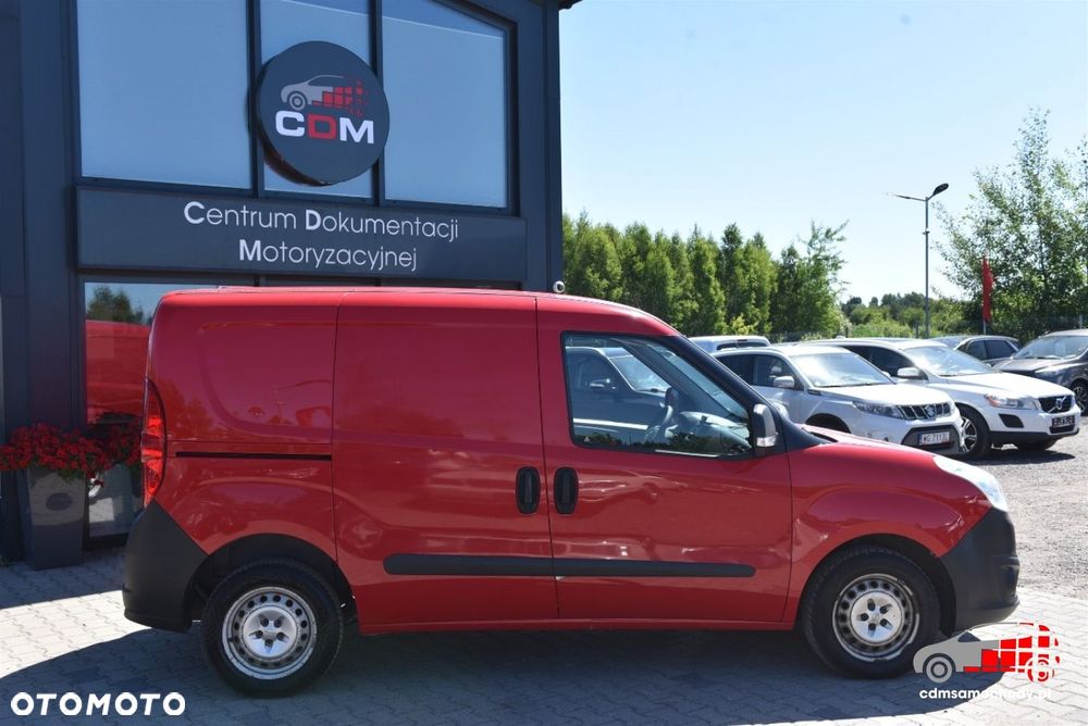 Opel COMBO - 11