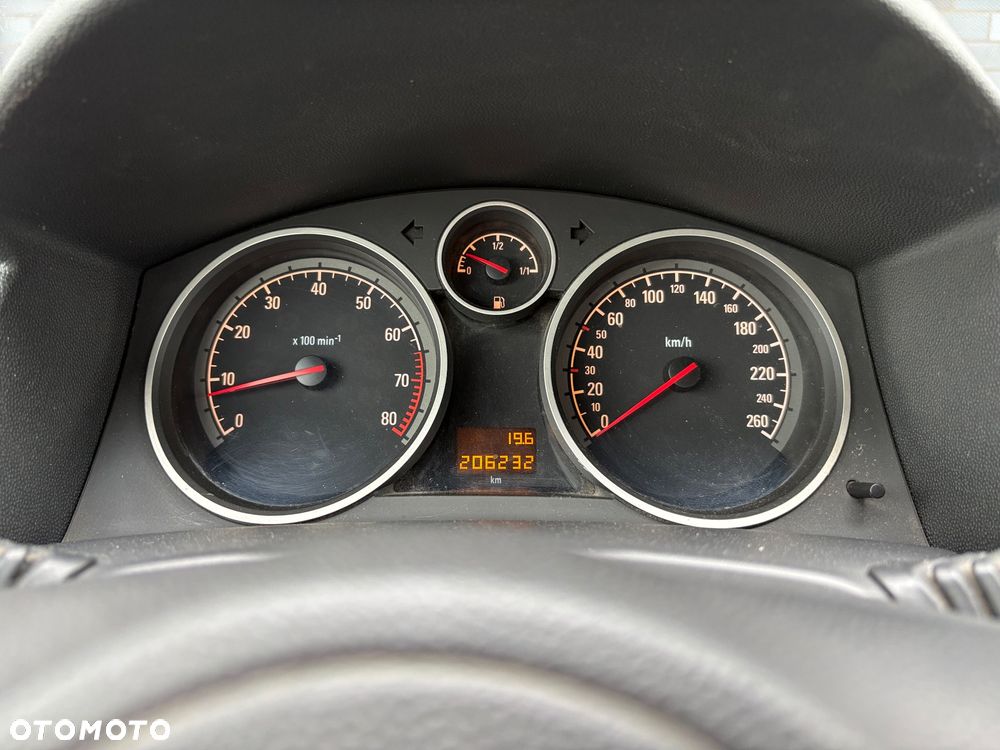 Opel Astra 1.6 Enjoy - 10