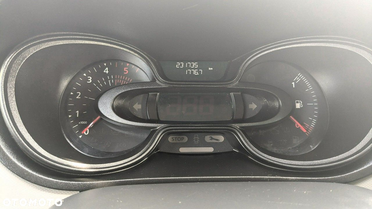 Renault Trafic - 21