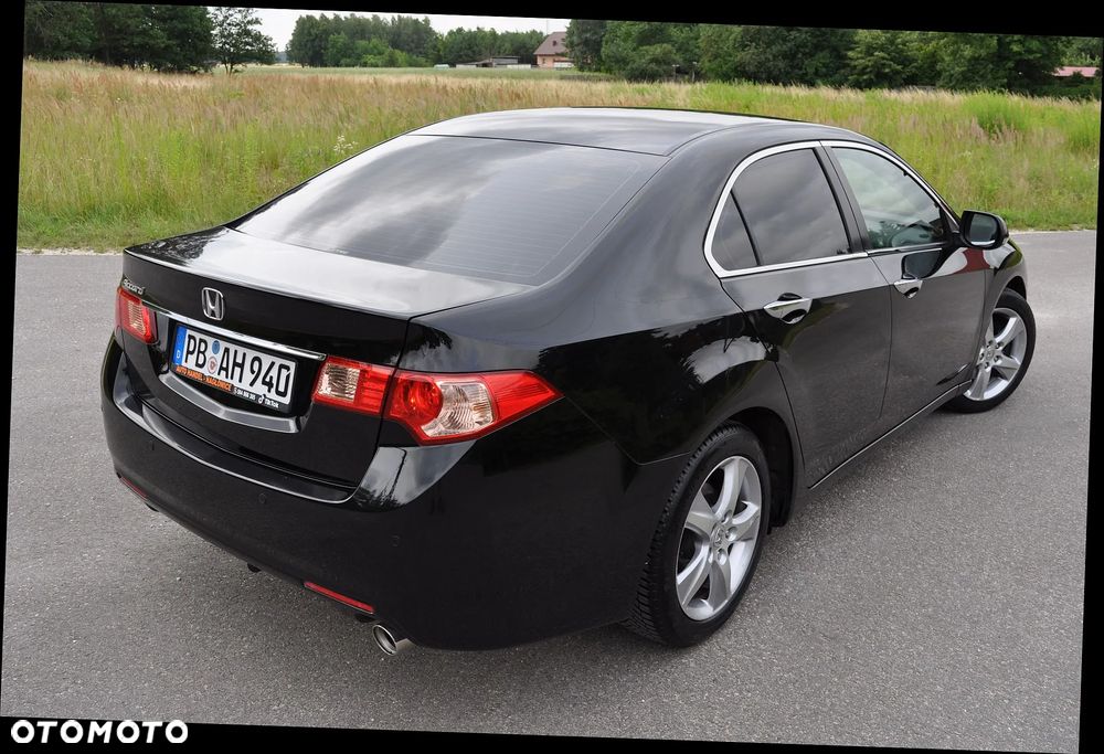 Honda Accord 2.0 Elegance 50 Jahre Edition - 8