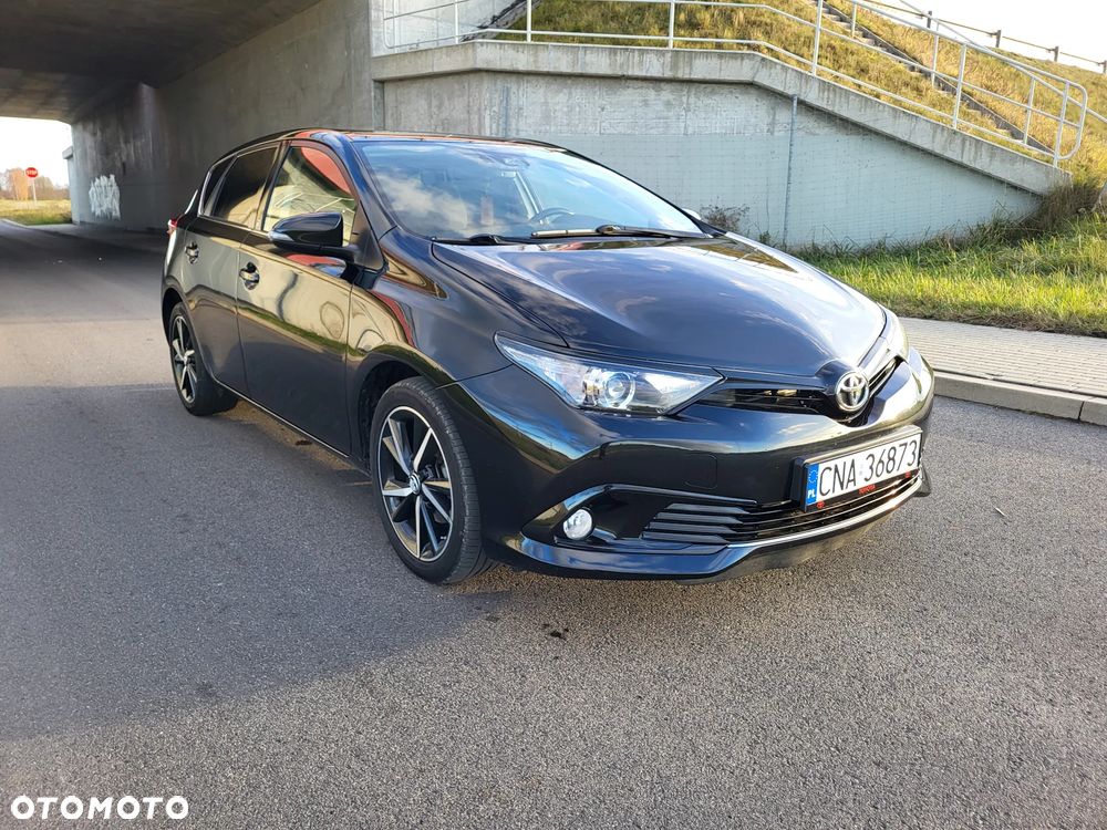 Toyota Auris 1.2 Turbo Team Deutschland - 6