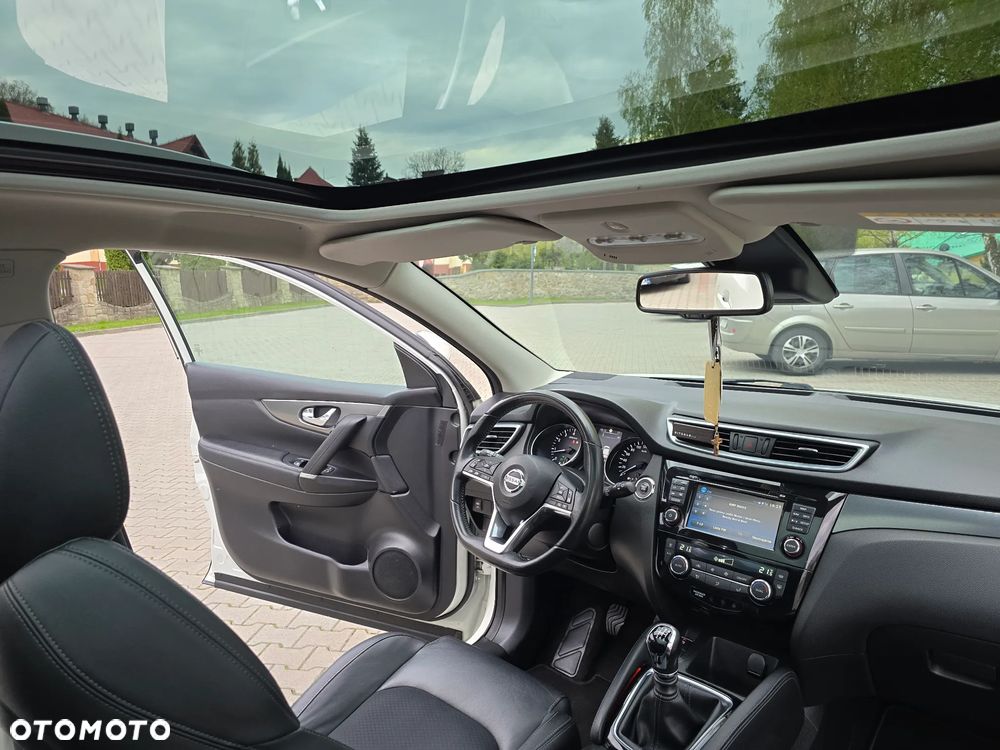Nissan Qashqai 1.6 DIG-T Tekna - 19