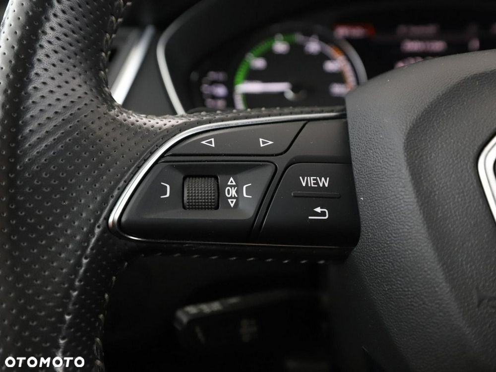 Audi Q5 55 TFSI e Quattro S tronic - 33