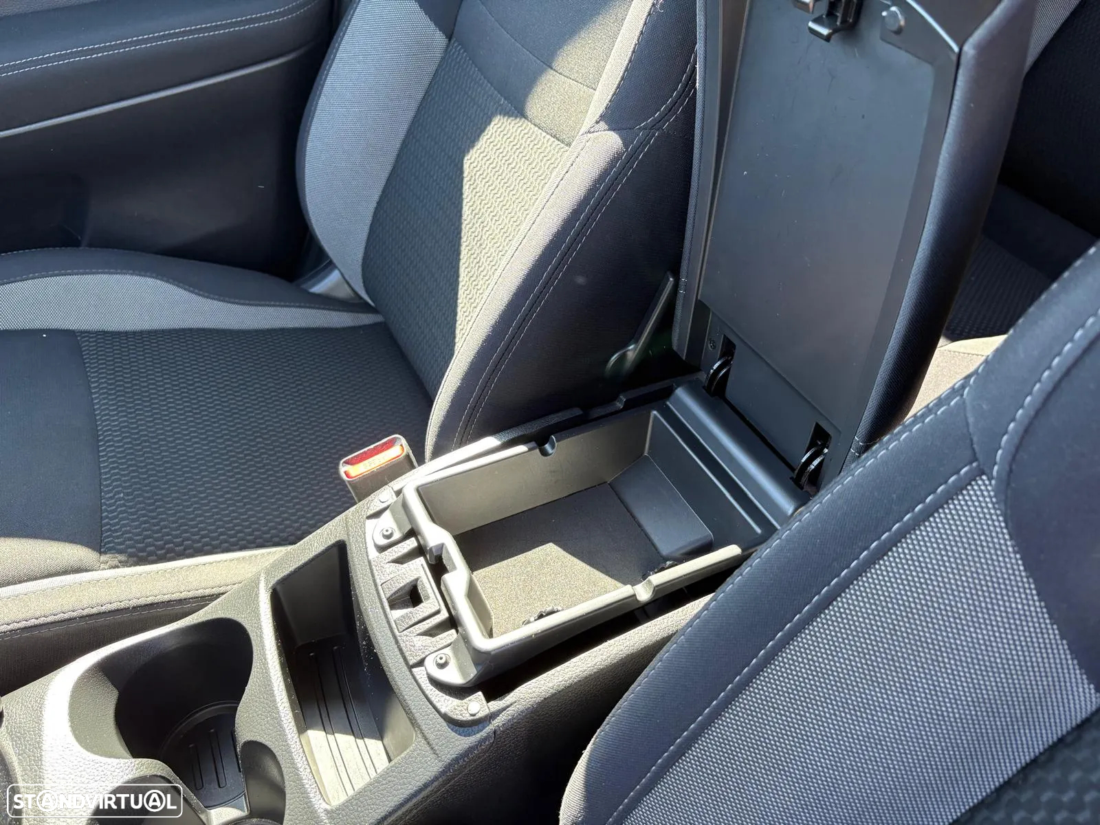 Nissan Qashqai 1.5 dCi N-Connecta Business - 17