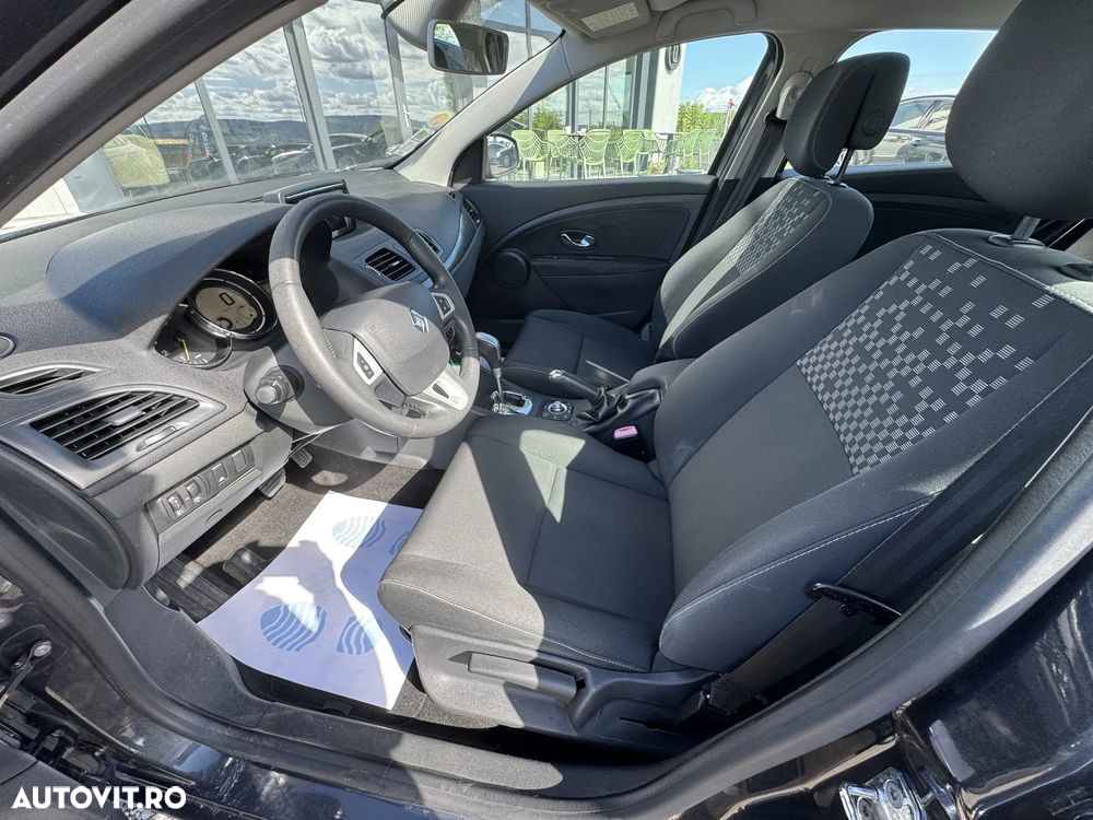 Renault Megane 1.5 dCi EDC Olympic - 13