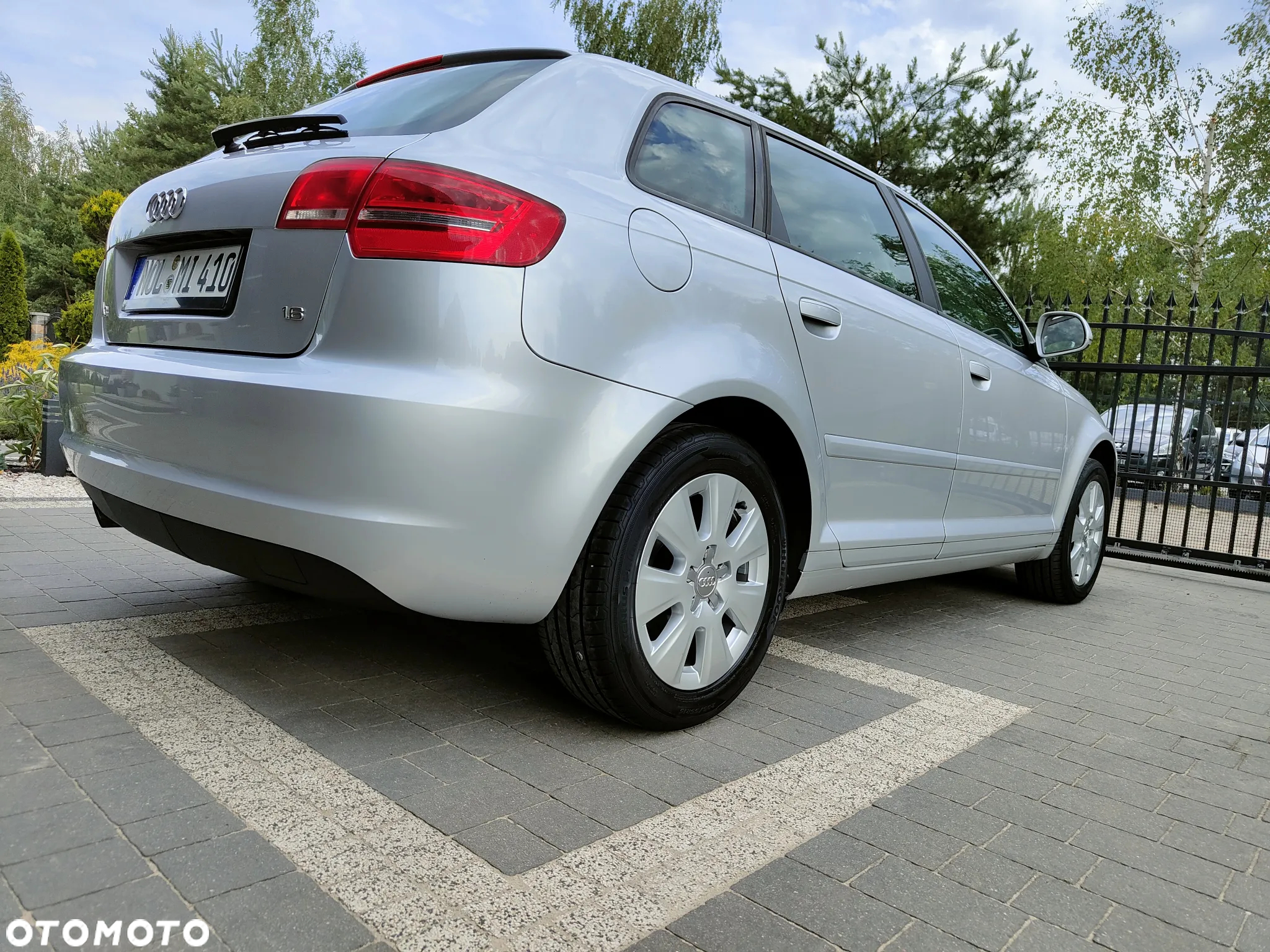 Audi A3 1.6 Sportback Ambiente - 5