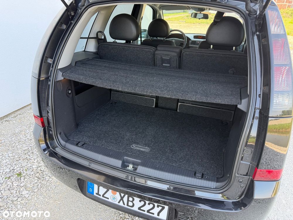 Opel Meriva 1.6 16V Cosmo - 14