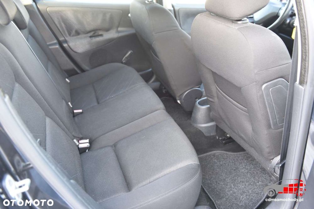 Peugeot 207 - 18