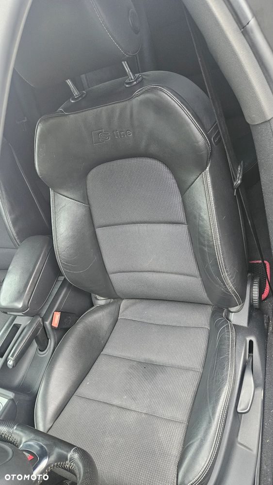 Audi A3 Sportback 2.0 TDI DPF S tronic S line Sportpaket - 12