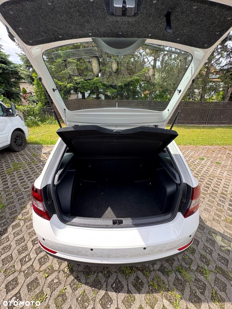 Skoda RAPID 1.0 TSI Active - 7