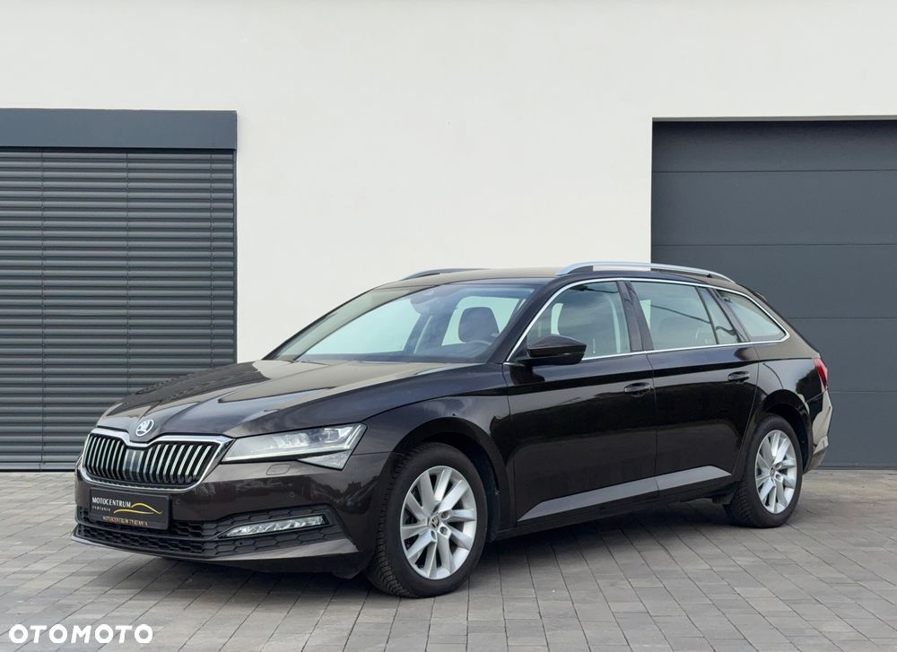 Skoda Superb 2021 photo 2