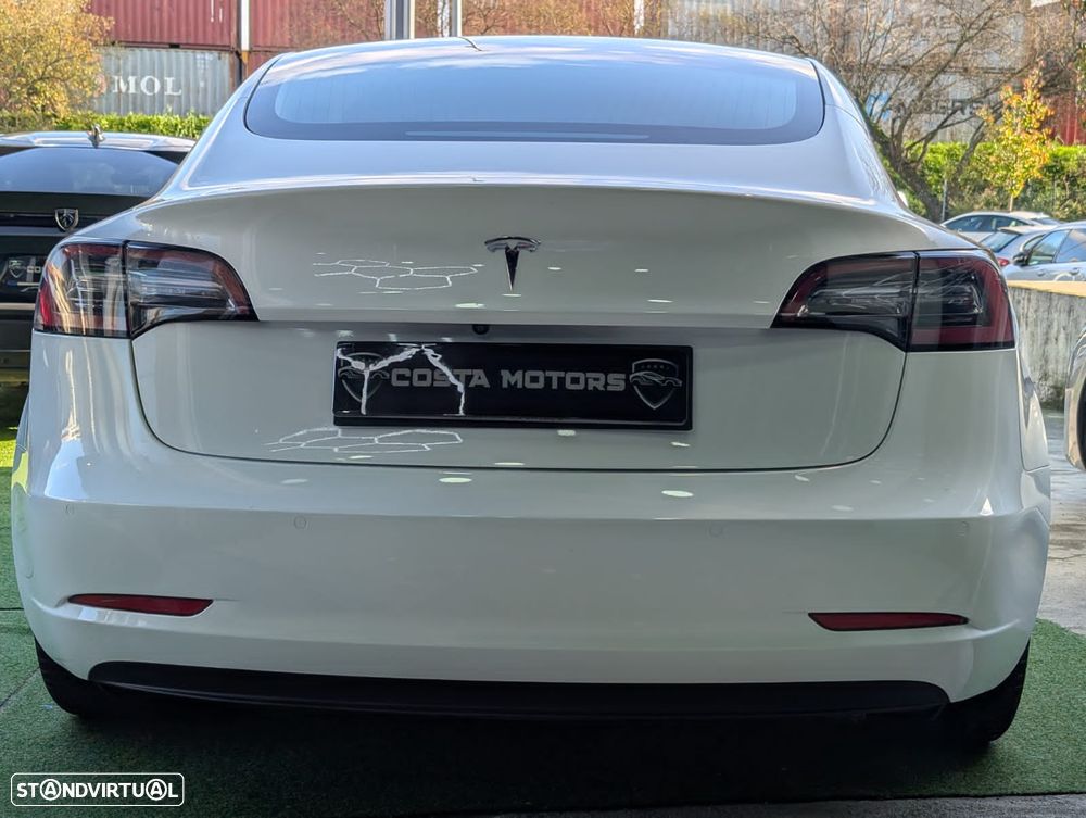 Tesla Model 3 Standard Range Plus RWD - 2