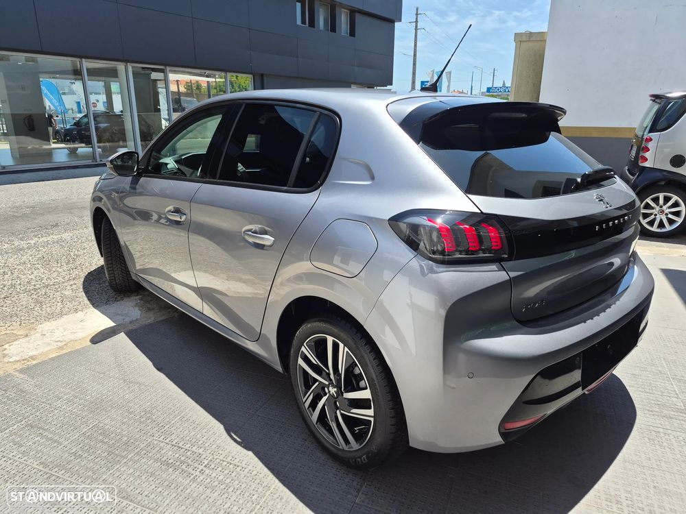 Peugeot 208 1.2 PureTech Allure - 6