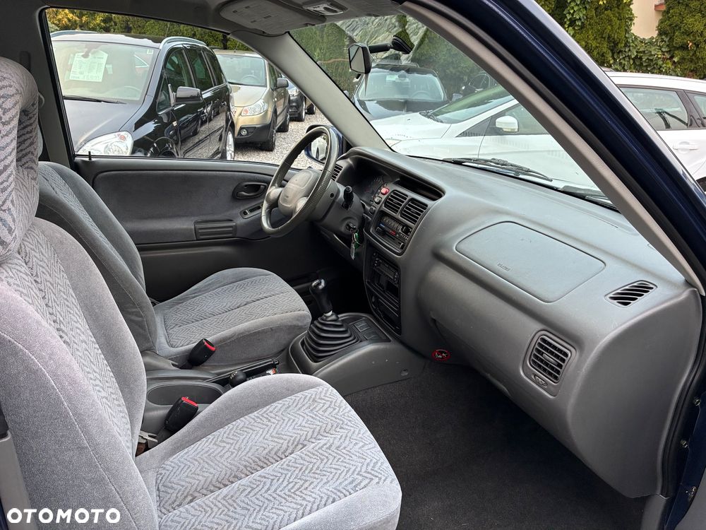 Suzuki Grand Vitara 1.6 Comfort Style - 11