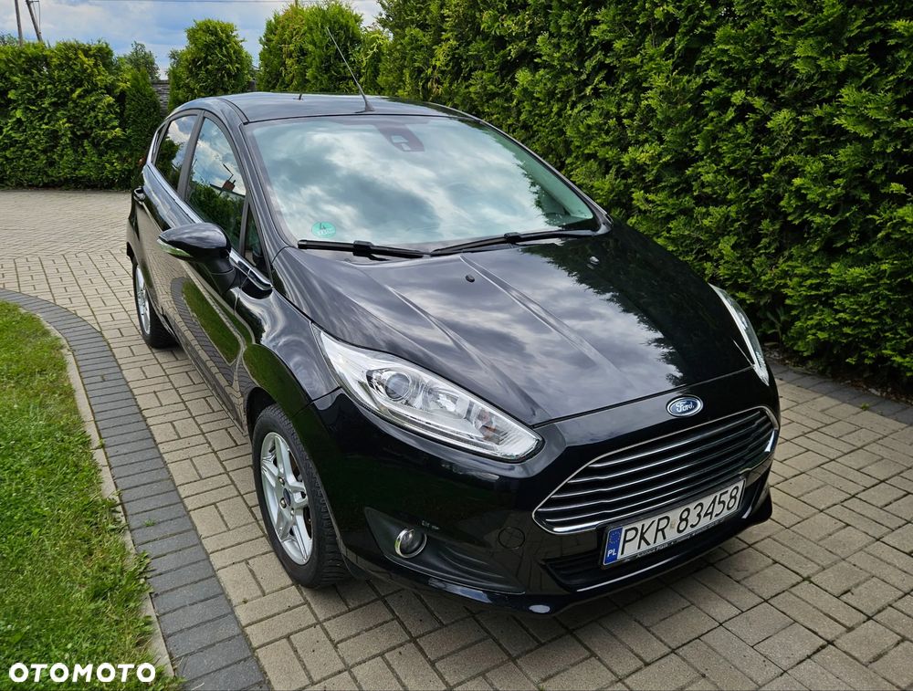 Ford Fiesta 1.0 EcoBoost Titanium - 16