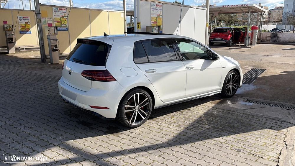 VW Golf GTD 2.0 TDI SCR DSG - 11
