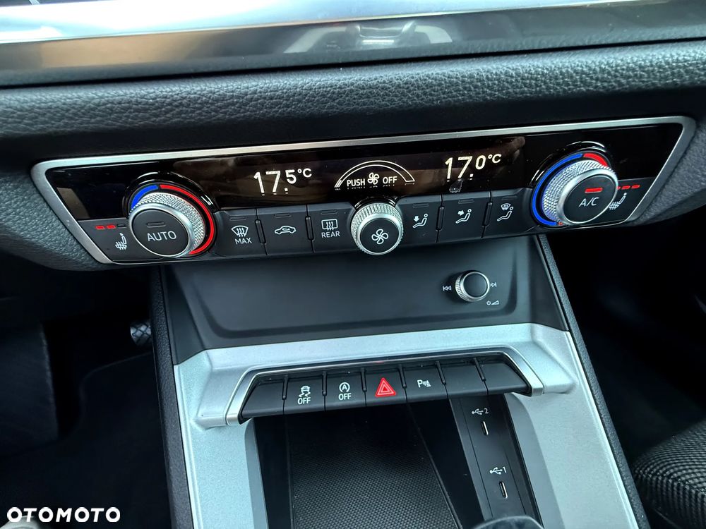 Audi Q3 35 TFSI S tronic - 19