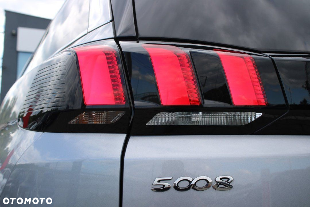 Peugeot 5008 - 13