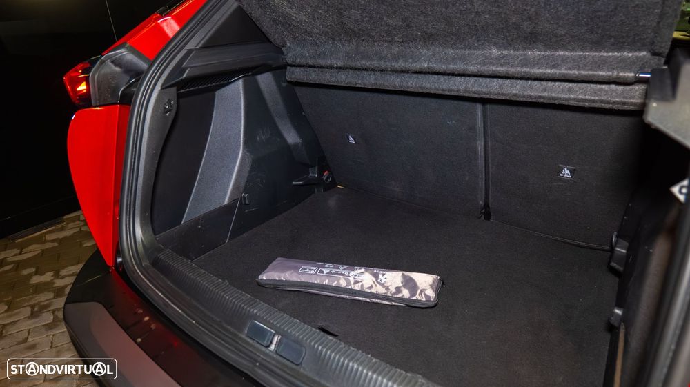 Peugeot 2008 1.2 PureTech Active Pack - 9