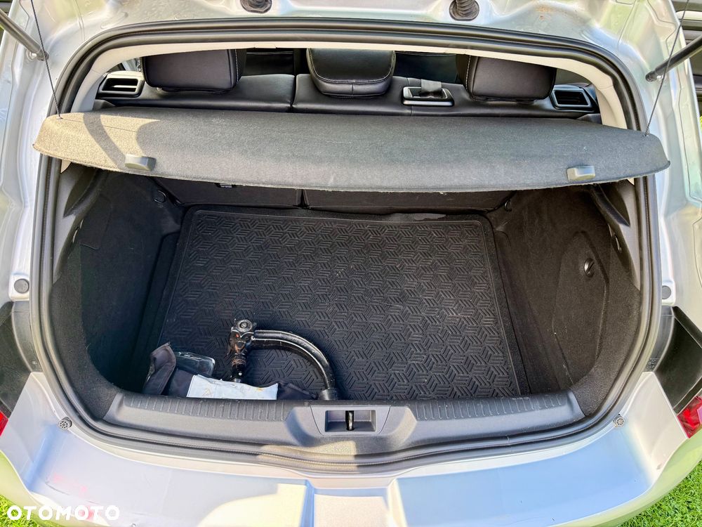 Renault Megane ENERGY dCi 110 EDC BOSE EDITION - 15