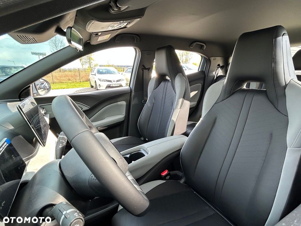 BYD Dolphin Surf - 16