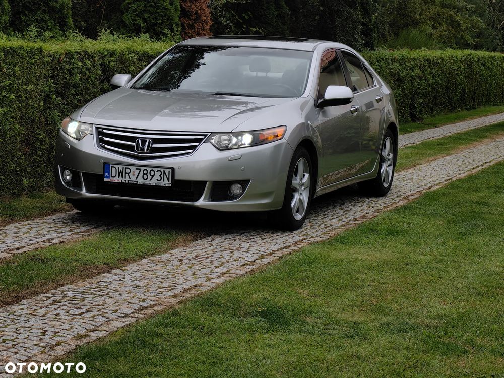 Honda Accord 2.0 Executive - 1