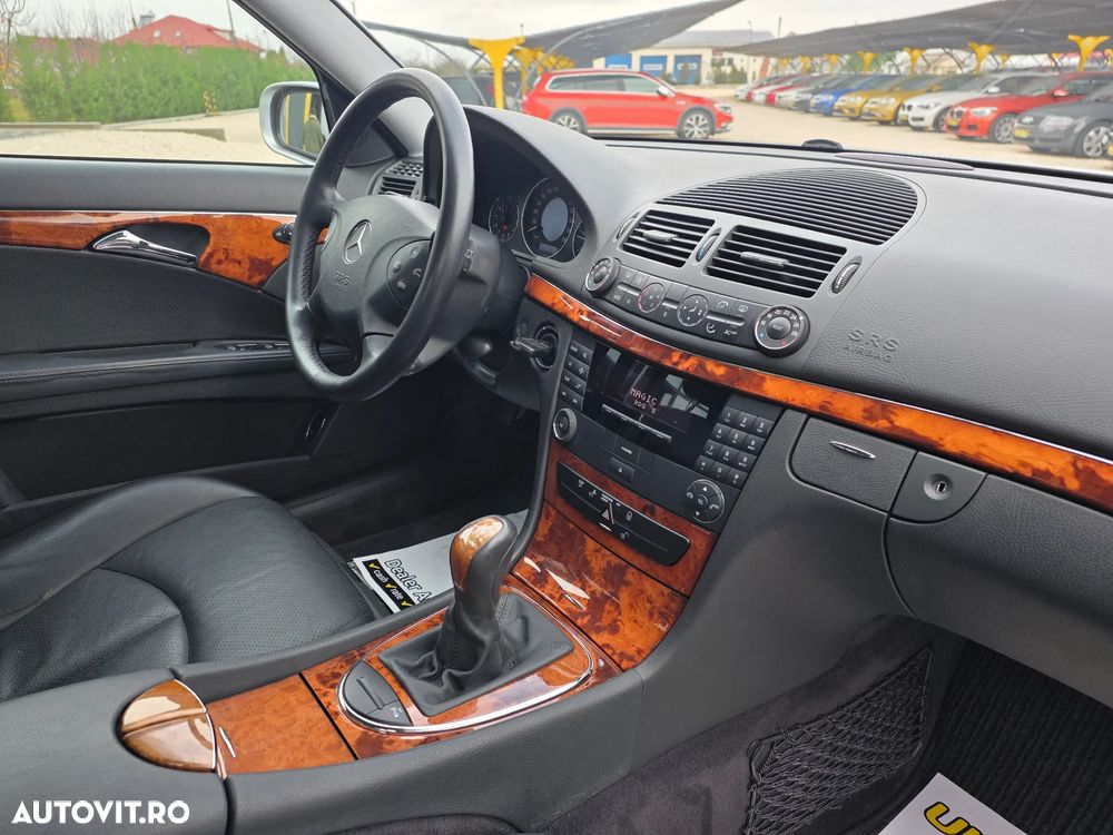 Mercedes-Benz E 220 CDI Elegance - 13