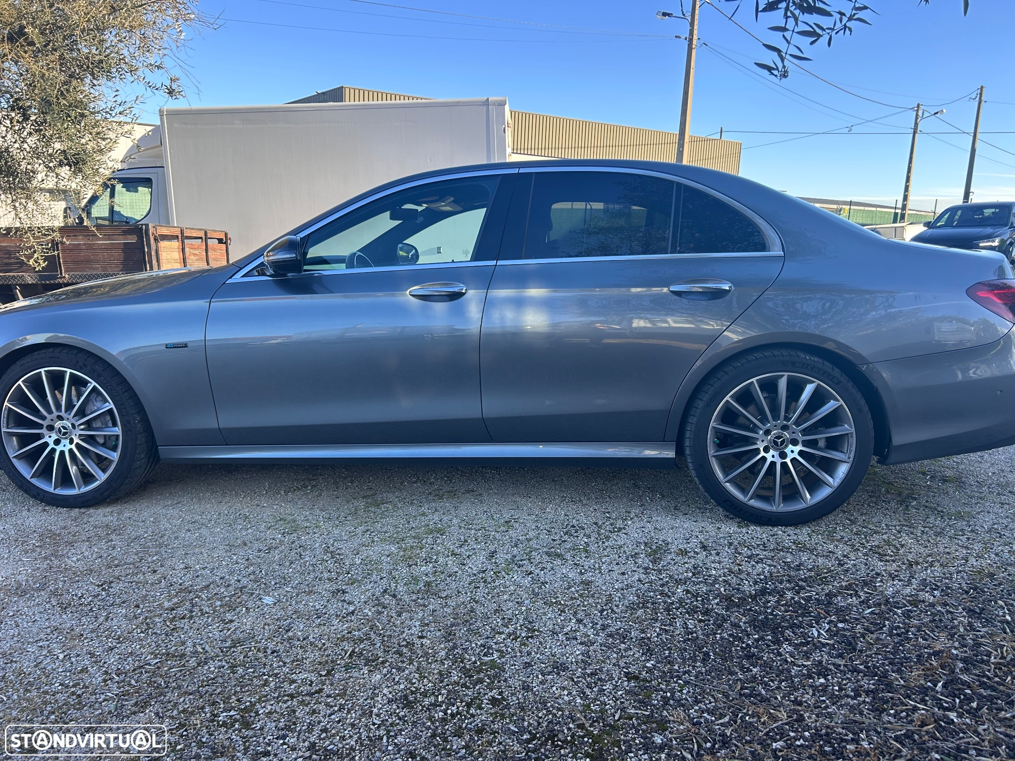 Mercedes-Benz E 300 de AMG Line - 4