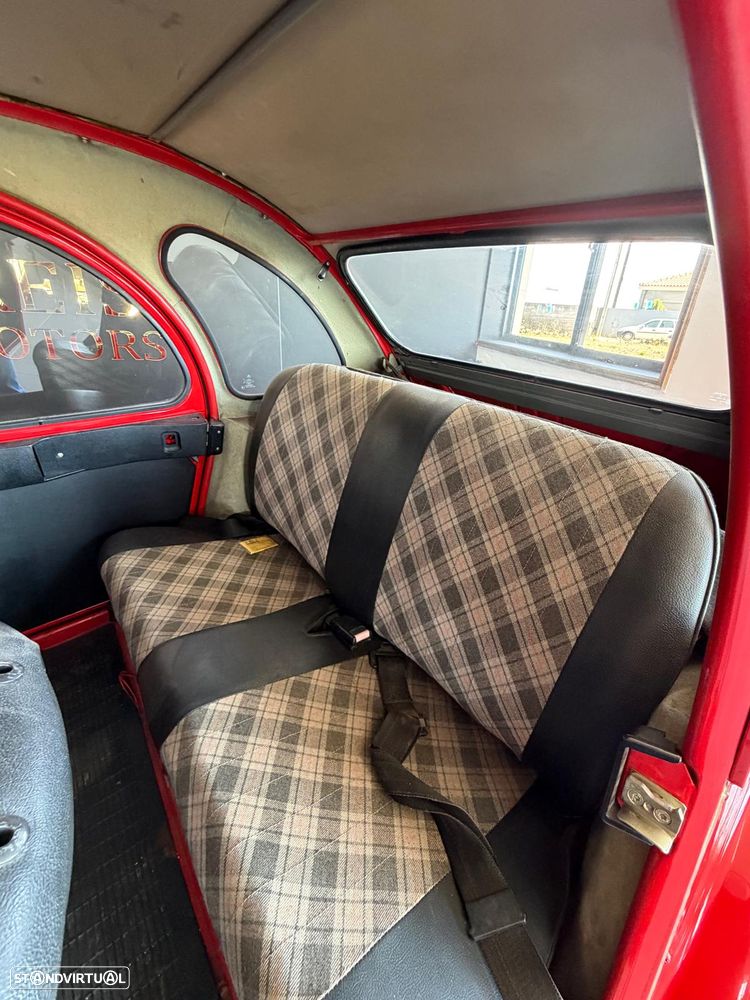 Citroën 2CV - 7