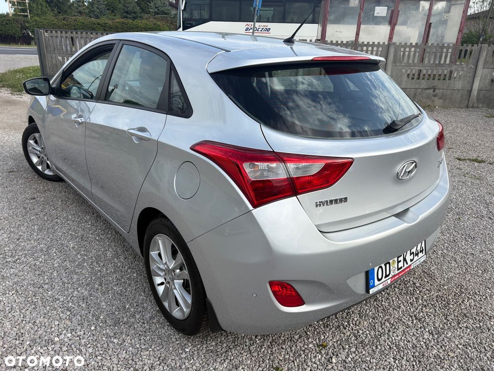 Hyundai i30 1.4 CRDi Intro Edition - 14