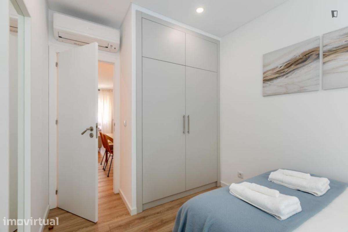 Quarto - localizado em Arroios Lisbon - Grande imagem: 5/15